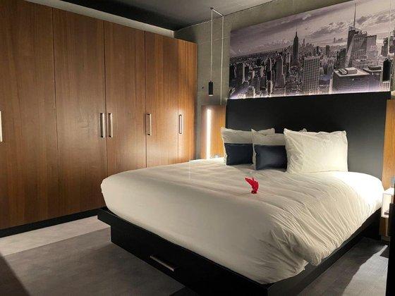 Grand Times Hotel Laval - Centropolis Chambre photo